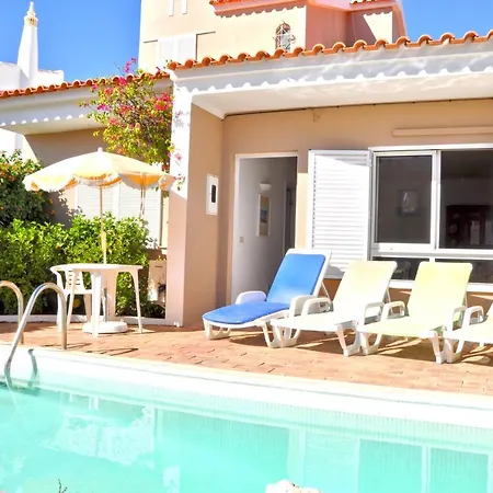 Stylish And Well-equipped, Private Pool, Close To Amenities, Free Ac And Wifi