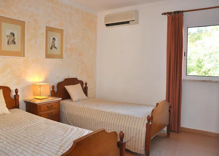 Stylish And Well-equipped, Private Pool, Close To Amenities, Free Ac And Wifi