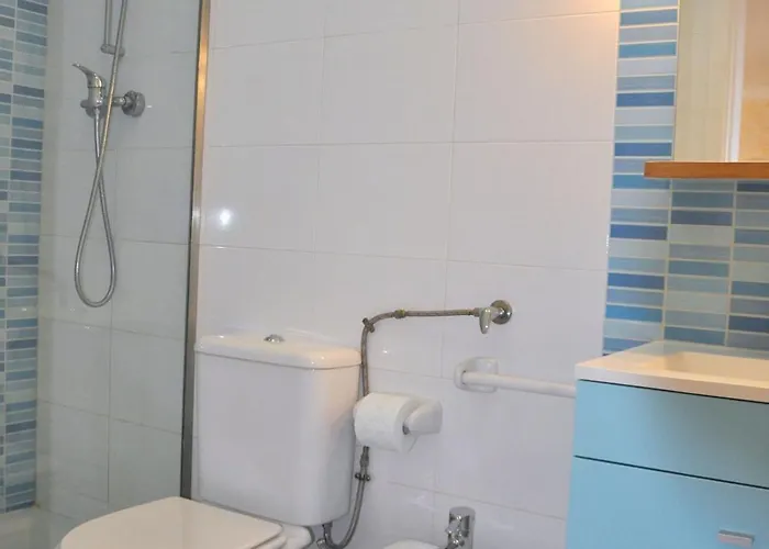 Vakantiehuis Stylish And Well-equipped, Private Pool, Close To Amenities, Free Ac And Wifi