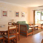 Stylish And Well-equipped, Private Pool, Close To Amenities, Free Ac And Wifi * Quarteira