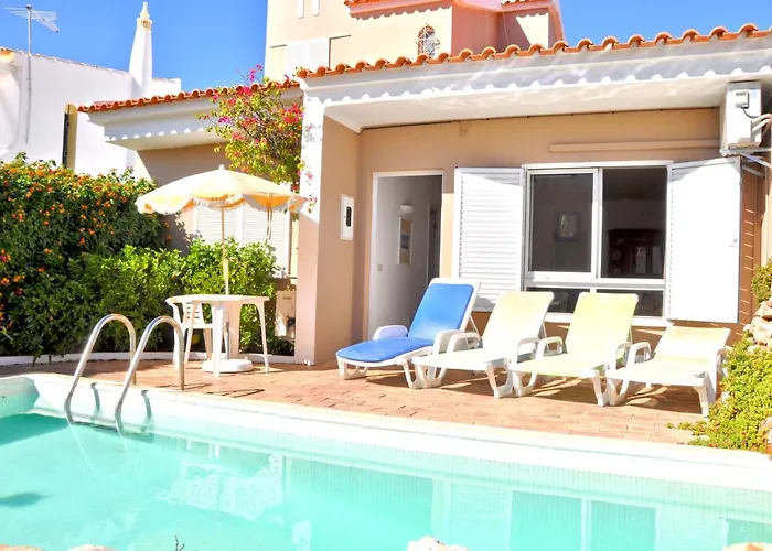 Stylish And Well-equipped, Private Pool, Close To Amenities, Free Ac And Wifi