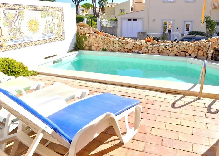 Stylish And Well-equipped, Private Pool, Close To Amenities, Free Ac And Wifi Quarteira